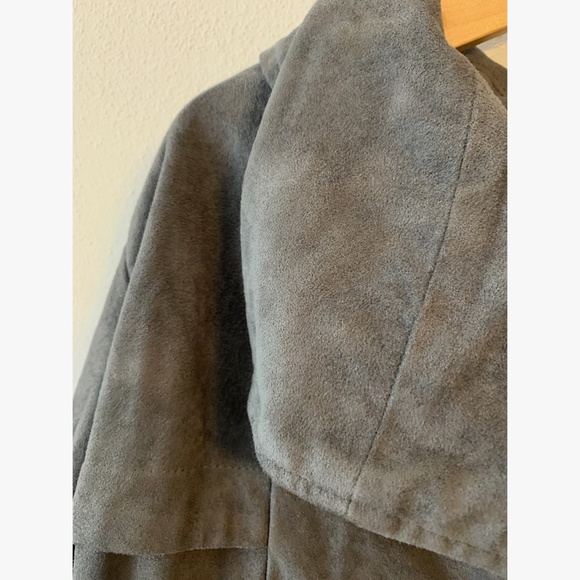 Gray faux micro-suede gray jacket - Picture 4 of 4